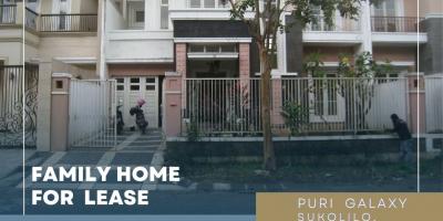 Rumah Keluarga mewah dan elegan, Puri Galaxy, Sukolilo - Surabaya. Rumah Keluarga mewah dan elegan, Puri Galaxy, Sukolilo - Surabaya.