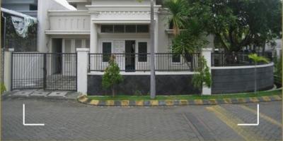 Rumah Central Park, Gunung Anyar Surabaya | Idyllic Family Home Rumah Central Park, Gunung Anyar Surabaya | Idyllic Family Home