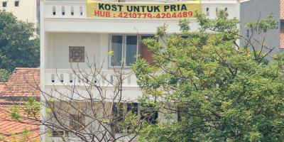 Kost dengan fasilitas lengkap untuk Karyawan / Mahasiswa  di Jl Pramuka - Jakarta Pusat