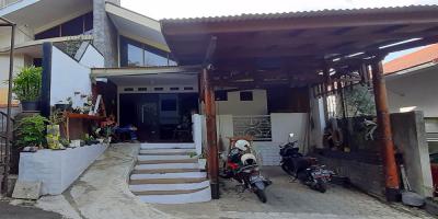 DIJUAL RUMAH GAYA AMERIKA CANTIK DAN TERAWAT DI SETRADUTA - BANDUNG DIJUAL RUMAH GAYA AMERIKA CANTIK DAN TERAWAT DI SETRADUTA - BANDUNG