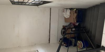 Jual cepat harga murah satu unit Ruko 3 lantai Tomang Utara Jual cepat harga murah satu unit Ruko 3 lantai Tomang Utara