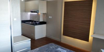 Apartemen Springlake Summarecon Bekasi