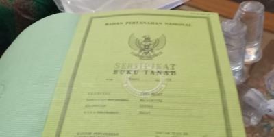 Ruko 3,5 Lantai LOKASI STRATEGIS Jakarta Pusat Ruko 3,5 Lantai LOKASI STRATEGIS Jakarta Pusat