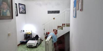 Ruko ex apotek di Sariwangi 2lantai Ruko ex apotek di Sariwangi 2lantai