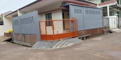 Disewakan rumah di Perum Sari Gaperi, Jatibening Baru, Pondok Gede Disewakan rumah di Perum Sari Gaperi, Jatibening Baru, Pondok Gede