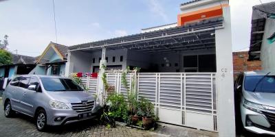 umah Dekat Kampus UMM 3/ UB dan jalan tol karanglo umah Dekat Kampus UMM 3/ UB dan jalan tol karanglo