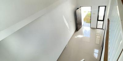 Rumah type mezzanine Cluster Pamulang Tangerang Selatan Rumah type mezzanine Cluster Pamulang Tangerang Selatan