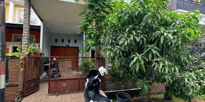 Rumah second kawasan Komplek Cakung Jakarta Timur dekat stasiun Buaran