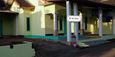 Tampak depan samping Tampak depan samping