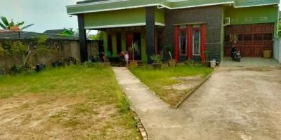Dijual Rumah Dengan Tanah Yang Sangat Luas di Jl. Perindustrian 2 Kota Palembang