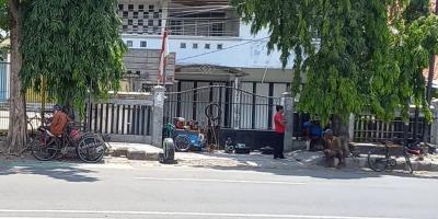 Jual Rumah Lokasi Strategis Jalan Utama Kota Cirebon Jual Rumah Lokasi Strategis Jalan Utama Kota Cirebon