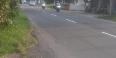Tanah Tepi Jl Raya Karangpandan - Tawangmangu Karanganyar