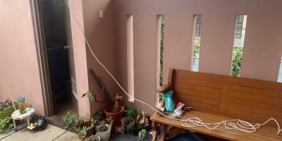 Dijual Rumah Siap Huni di Komplek Bandung Indah Raya, Bandung