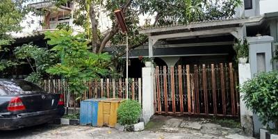 Dijual Rumah SHM di Bhaskara Utara, Surabaya
