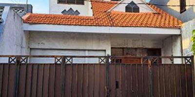 Dijual Rumah 2 Lantai di Kedungdoro, Surabaya Dijual Rumah 2 Lantai di Kedungdoro, Surabaya