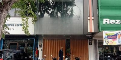 Dijual Ruko 3 Lantai Strategis di Raya Ngagel Jaya Selatan, Surabaya Dijual Ruko 3 Lantai Strategis di Raya Ngagel Jaya Selatan, Surabaya