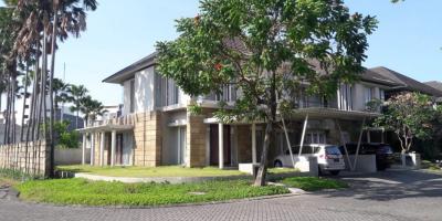 Dijual Rumah Mewah di Komplek Royal Residence, Surabaya