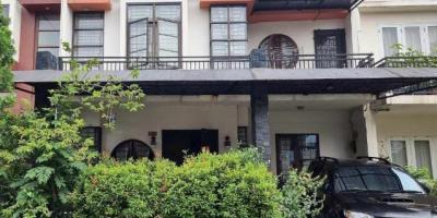 Dijual Rumah Bagus di Taman Kyoto, Tangerang Dijual Rumah Bagus di Taman Kyoto, Tangerang