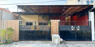 Dijual Rumah Kos di Jalan Kutisari Selatan, Surabaya